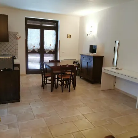 Dimore E Trulli Dell'aia Antica