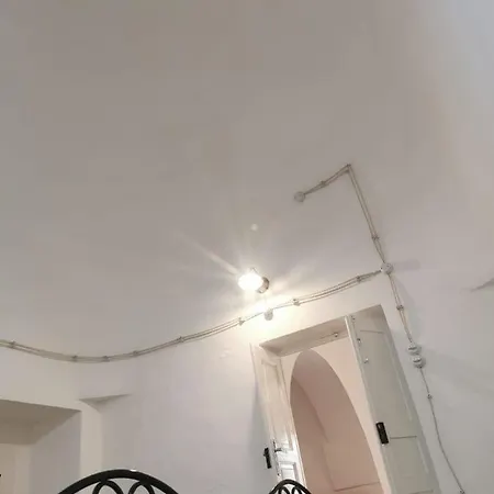 Dimore E Trulli Dell'aia Antica * Alberobello